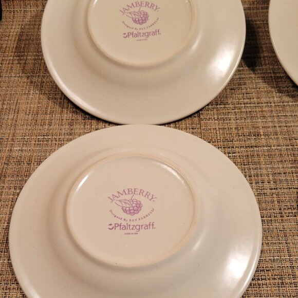 Pfaltzgraff JAMBERRY USA 8" Salad Plates With Peach Design Set of 4 - Picture 7 of 11